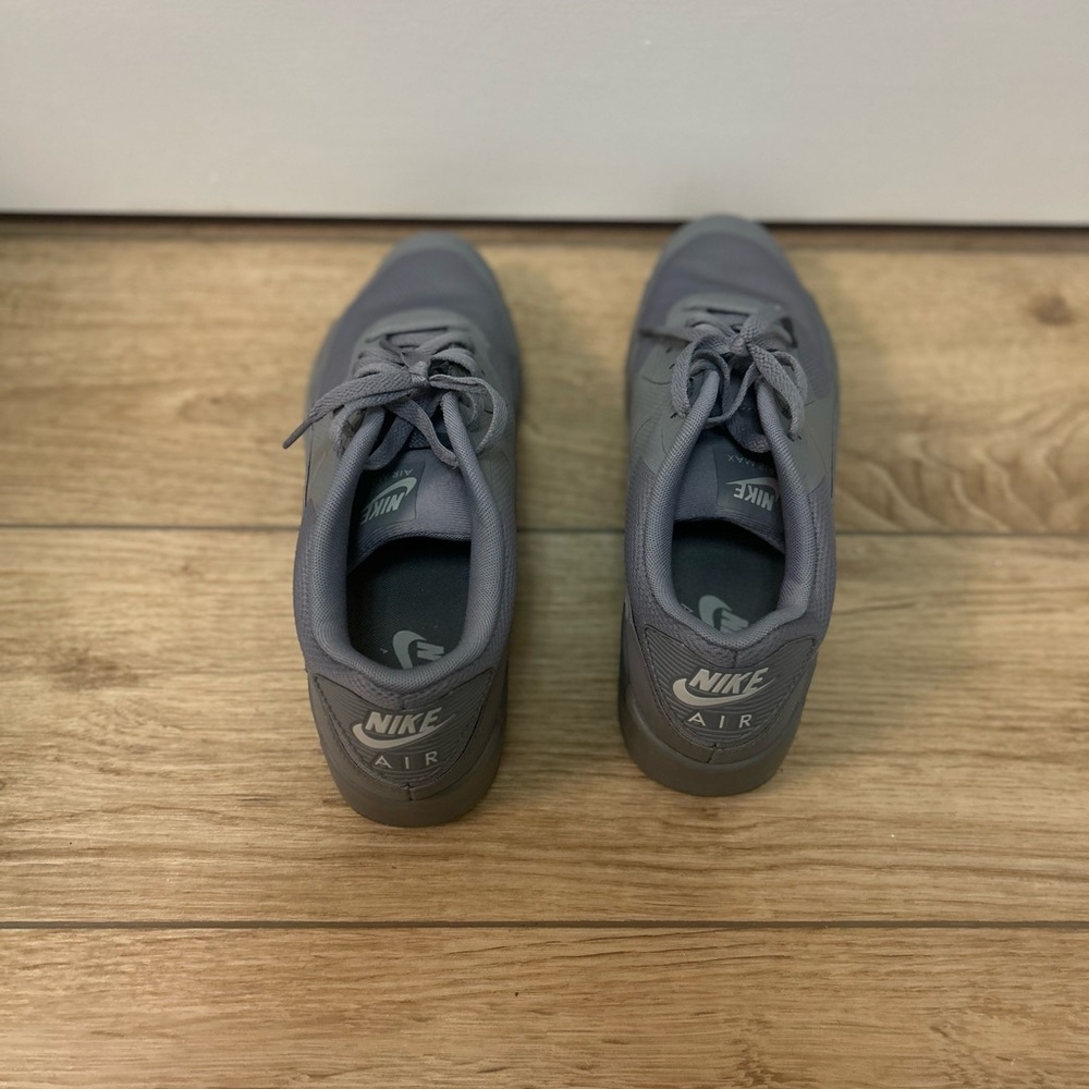 Nike Air Men's Dark Gray Sneakers